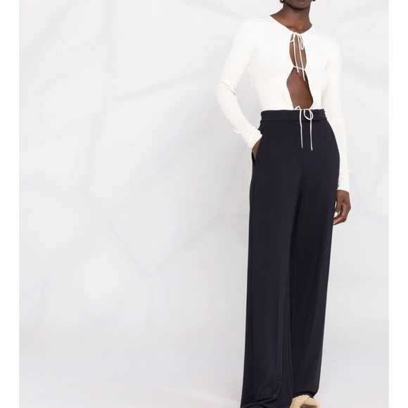 Aya Muse lace-up long sleeve bodysuit - Picture 6 of 10